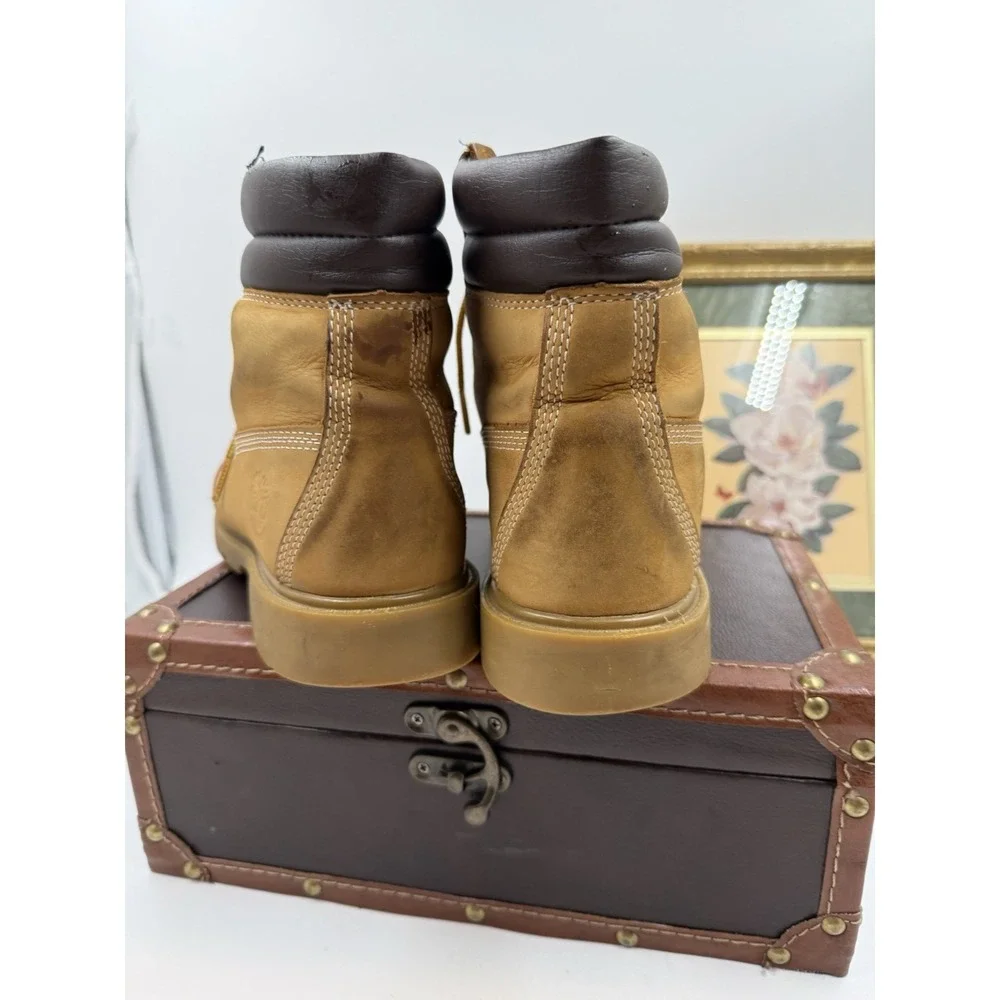 Woman Timberland Leather Boots Cornbread Youth Size 8M